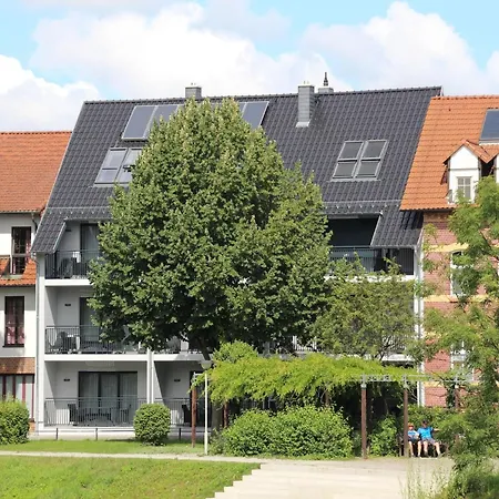 Mit Blick Auf Spree In Lübben