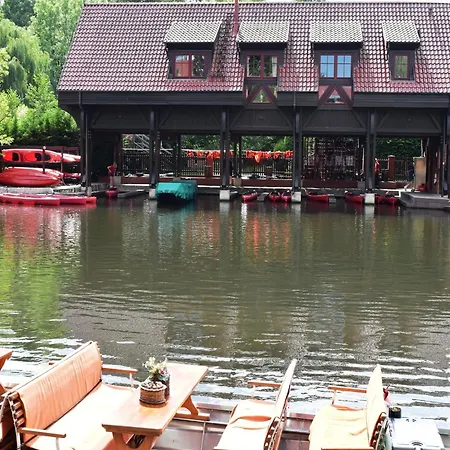 Mit Blick Auf Spree In Apartament *