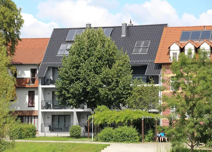 Mit Blick Auf Spree In Lübben